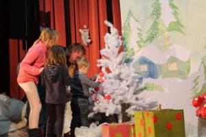 dedek Mraz, dec 2019, foto JSKD OI Trebnje (9)